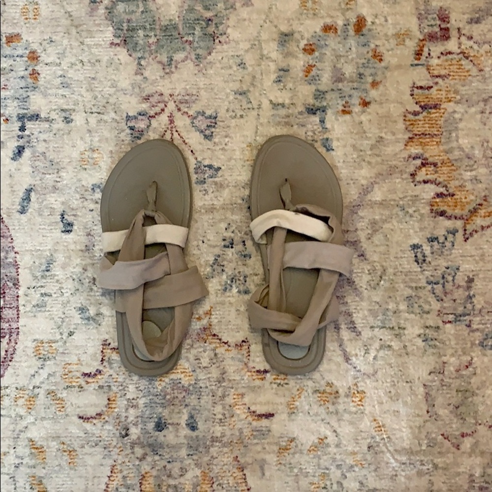Sanuk Sandals